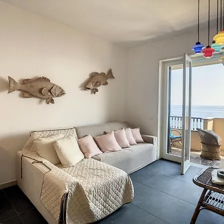 Sea House By World 아파트
